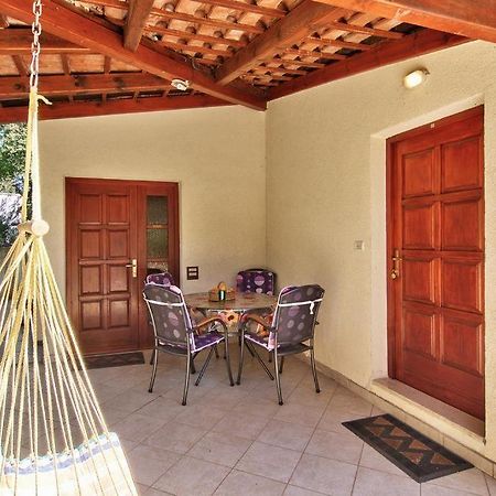 Apartments Caterina Pula Exterior photo