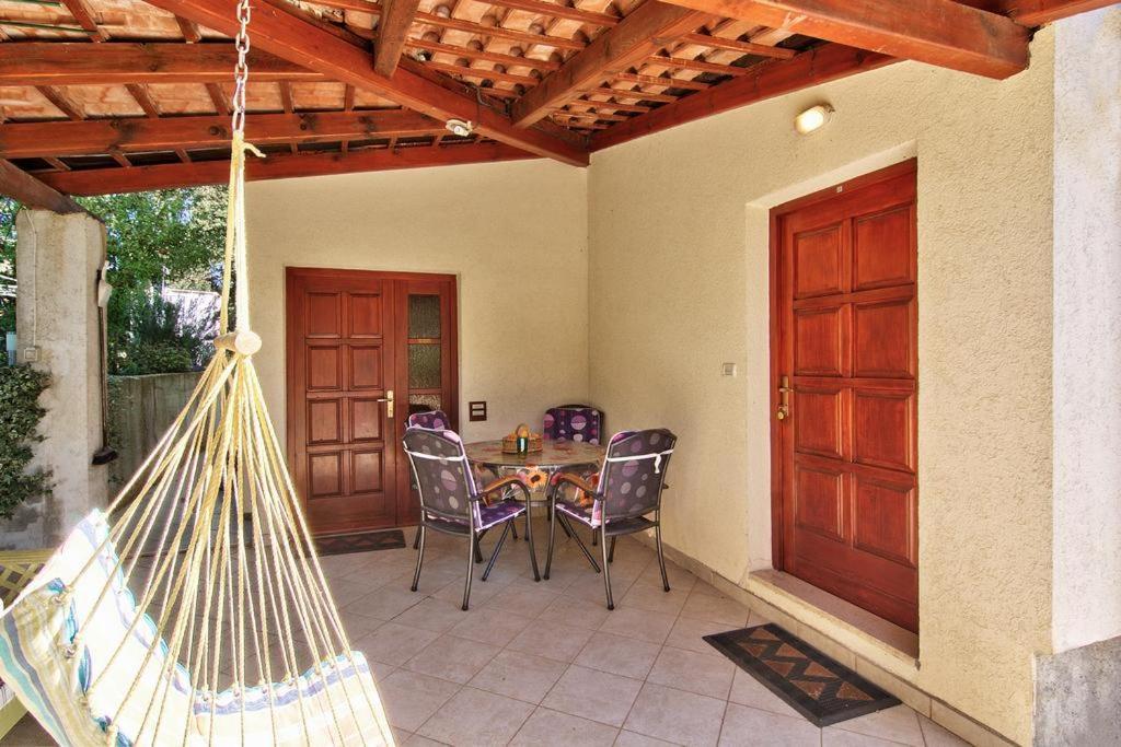 Apartments Caterina Pula Exterior photo