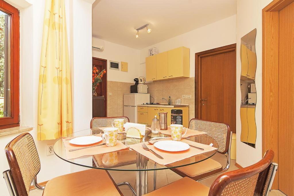 Apartments Caterina Pula Exterior photo